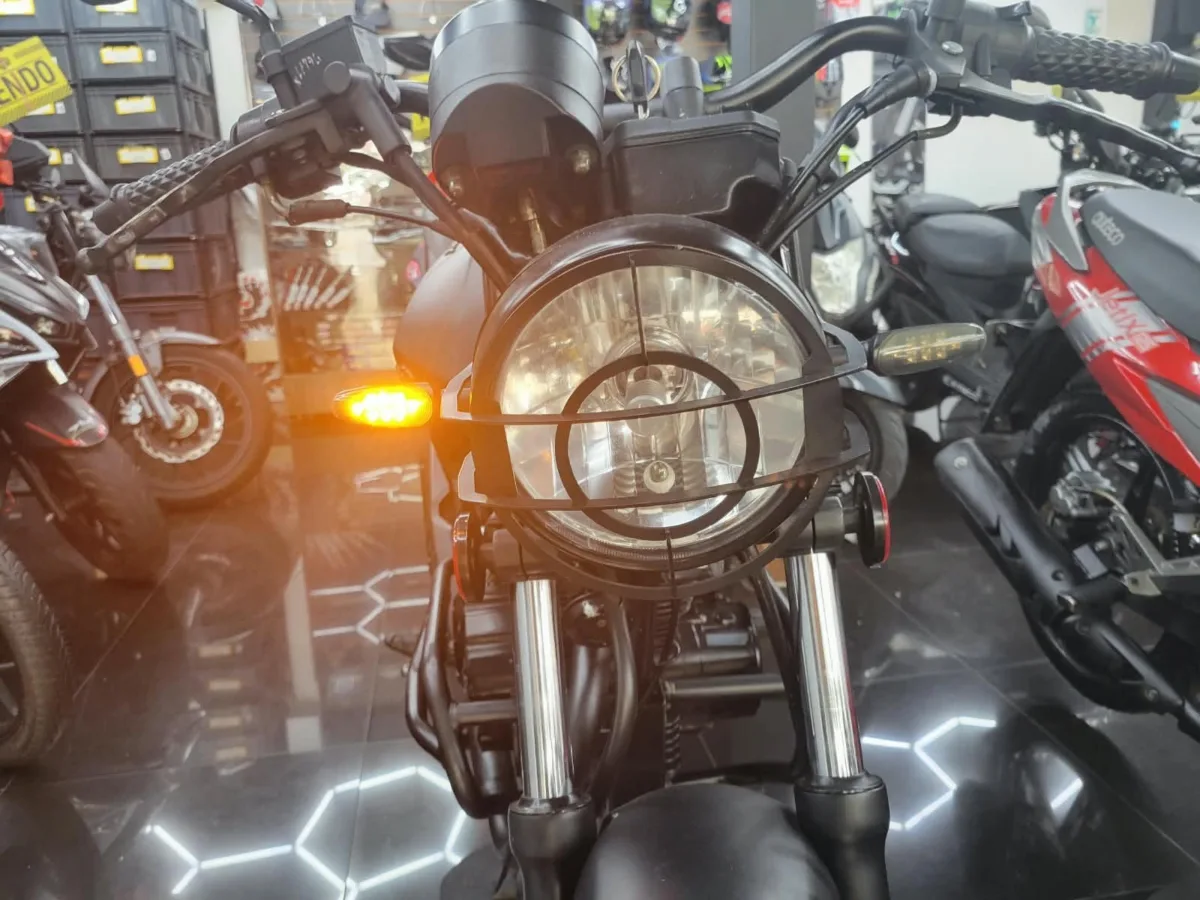 VICTORY BOMBER 150 2024 — foto 12
