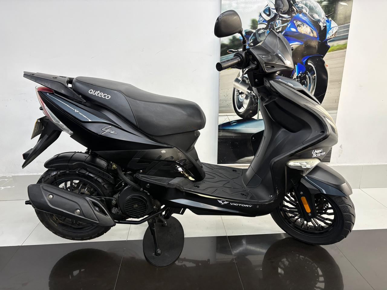 VICTORY LIFE 125 2022