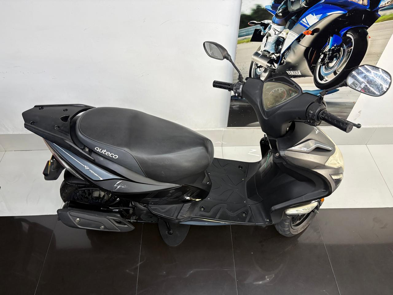 VICTORY LIFE 125 2022