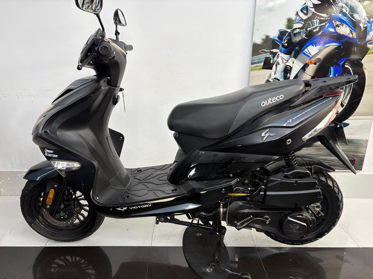 VICTORY LIFE 125 2022