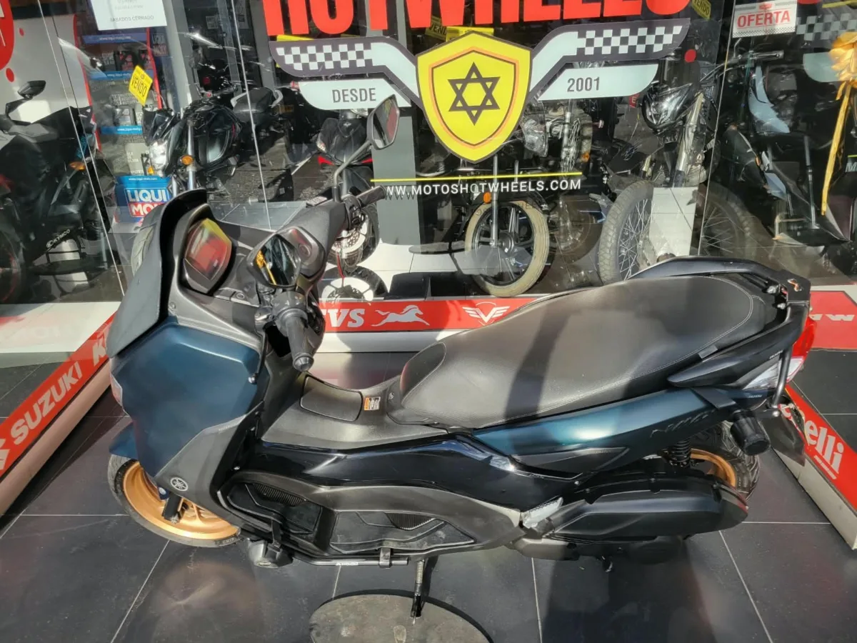 YAMAHA NMAX CONNECTED 2024 — foto 3
