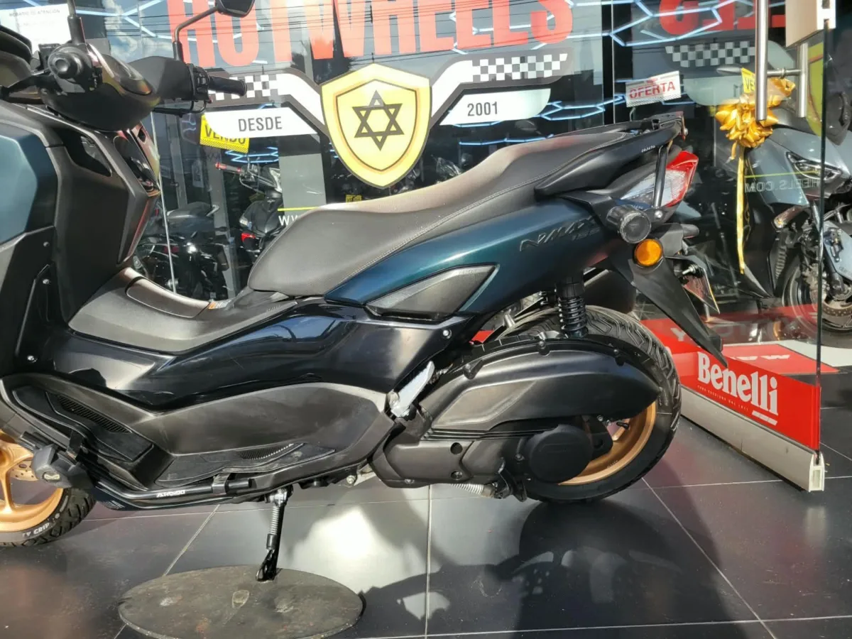 YAMAHA NMAX CONNECTED 2024 — foto 5