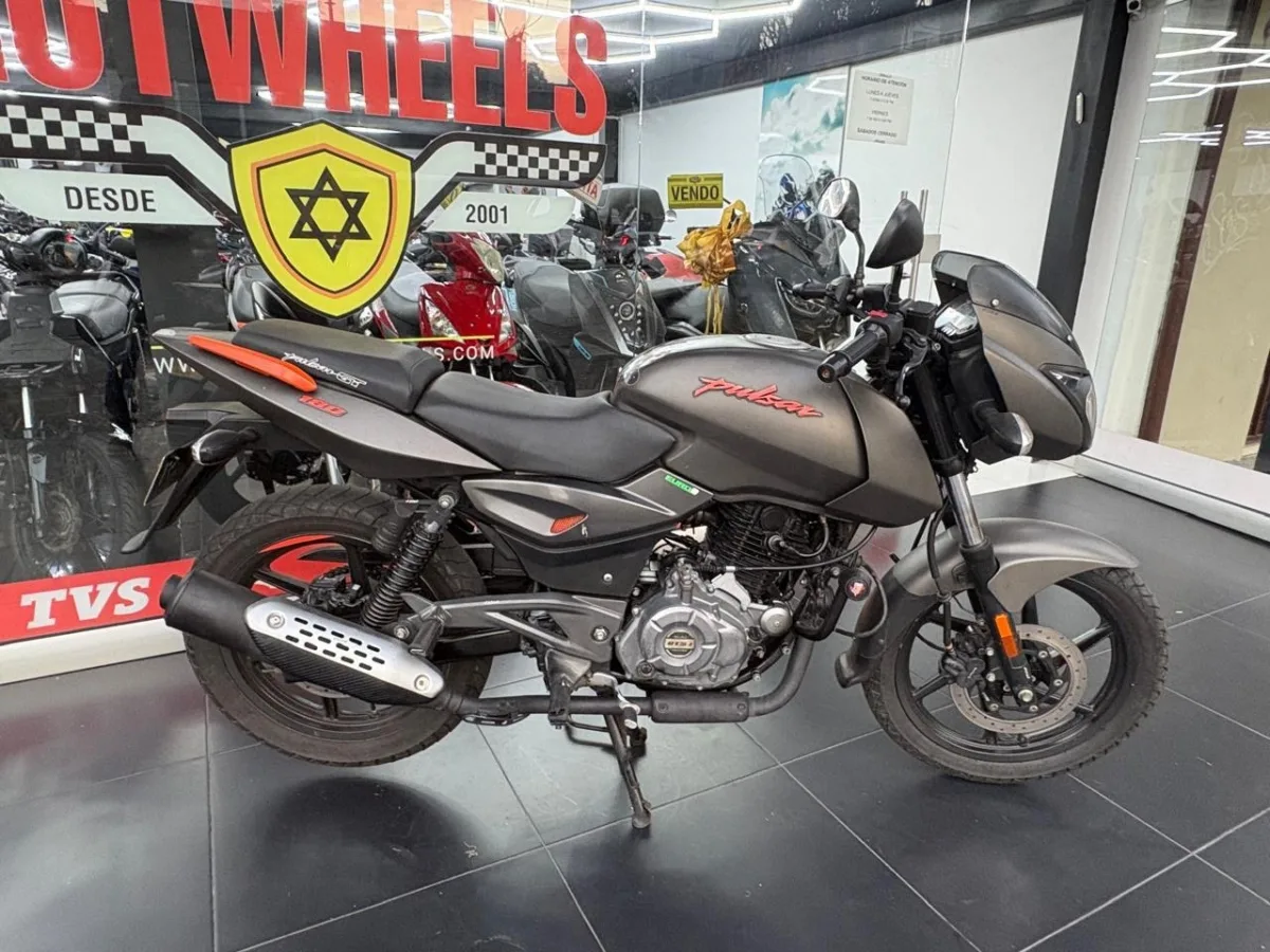 BAJAJ PULSAR 180 FI NEON 2022 — foto 1