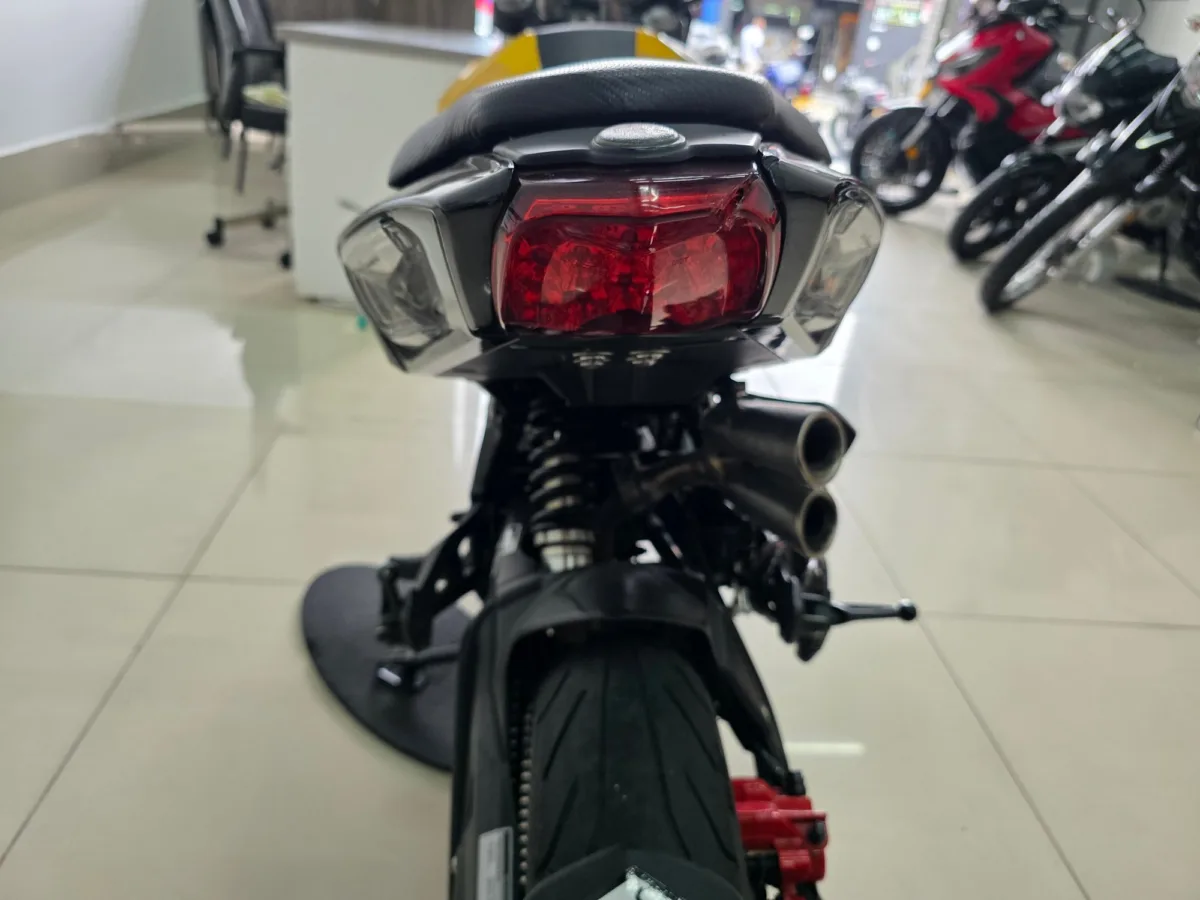 Benelli TNT 135 2023 — foto 9
