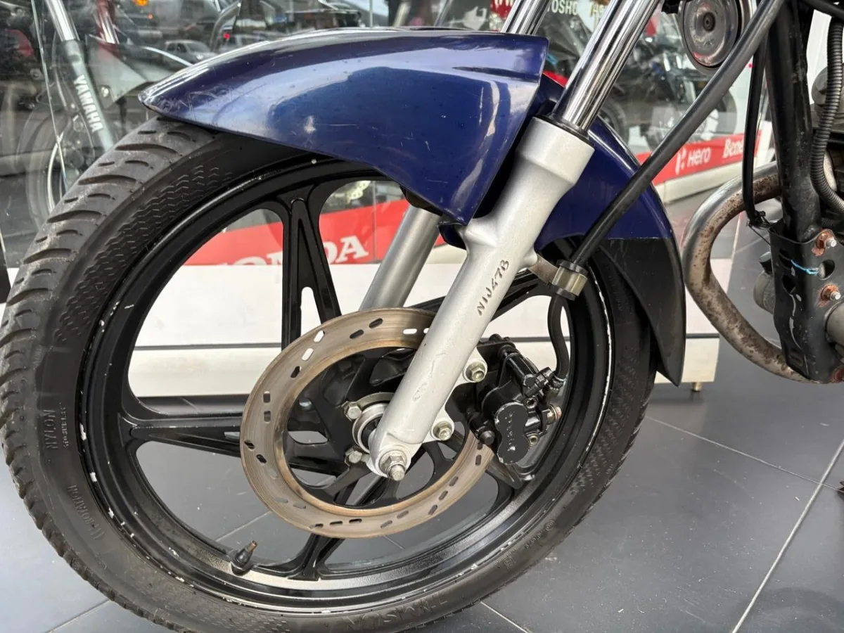 SUZUKI GS 125 2009 — foto 7