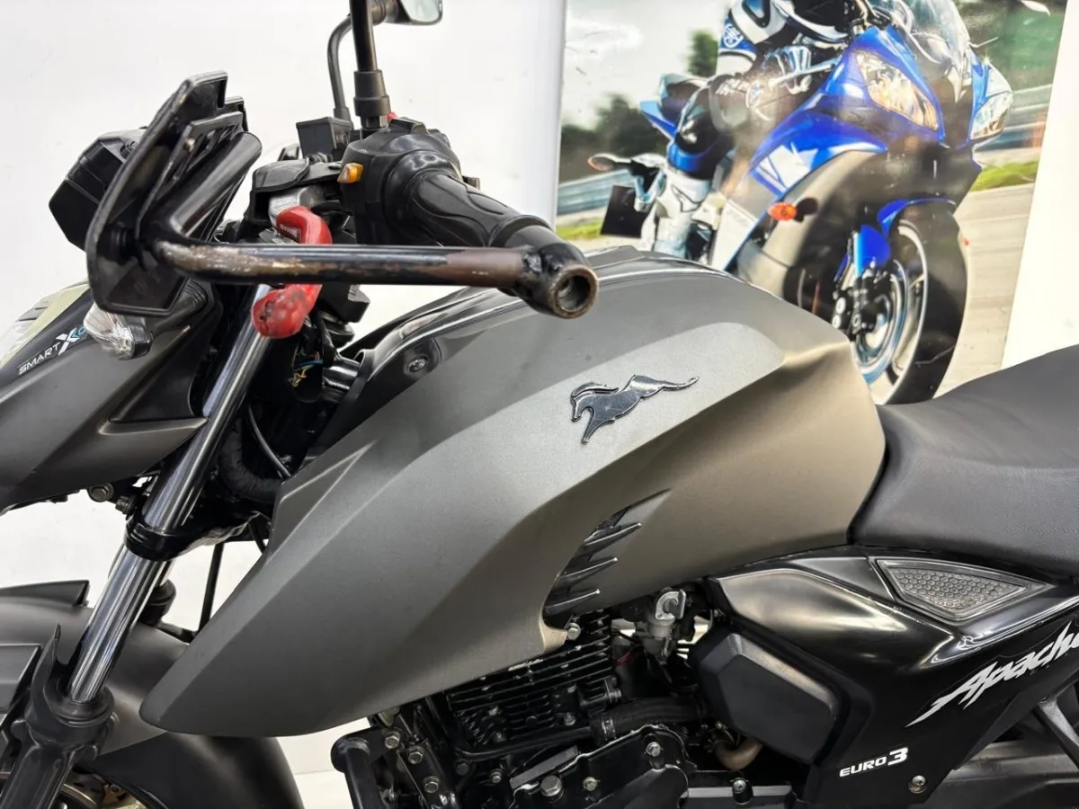 TVS APACHE 160 4V 2022 — foto 17