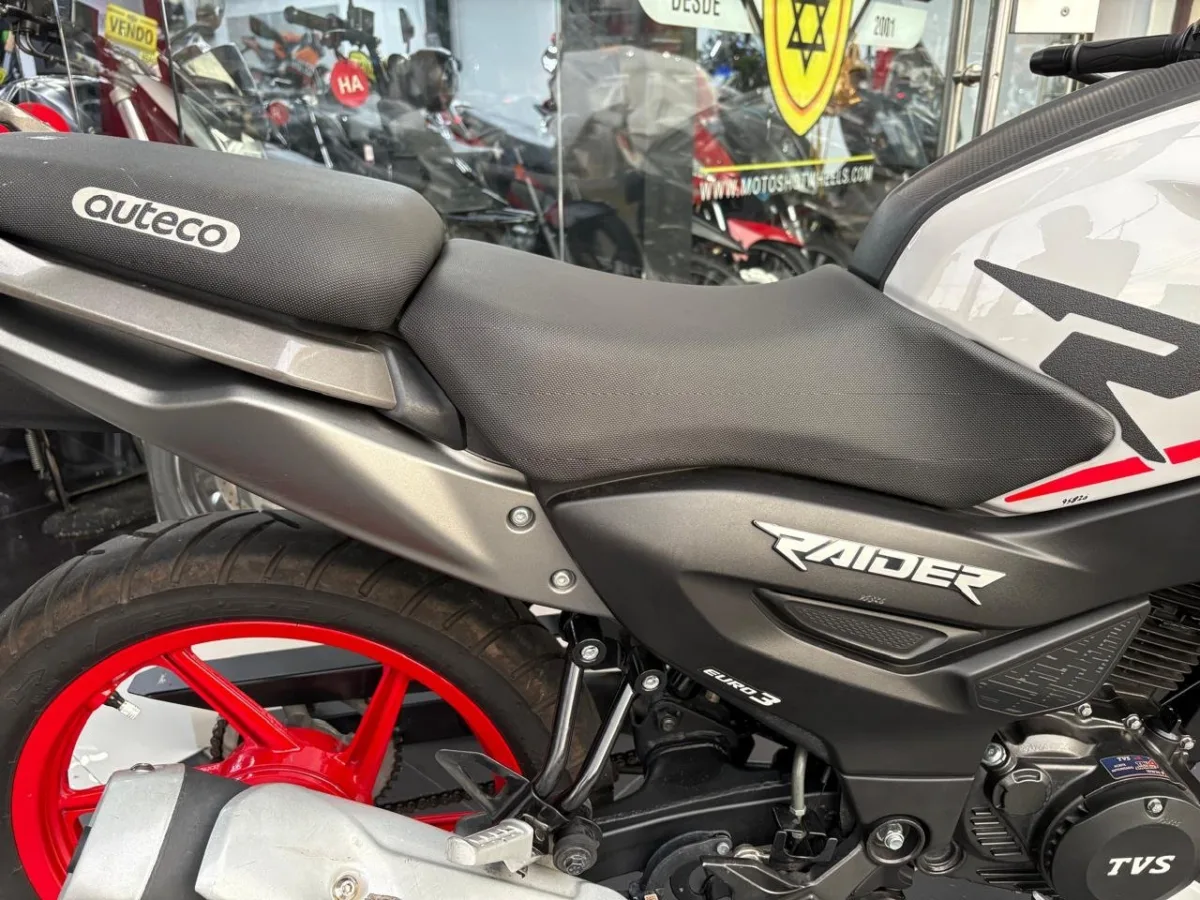 Tvs RAIDER 125 RACING 2027 — foto 15