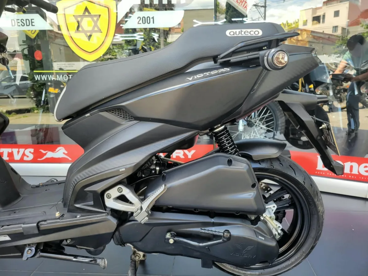 VICTORY HUNTER 150 2025 — foto 15