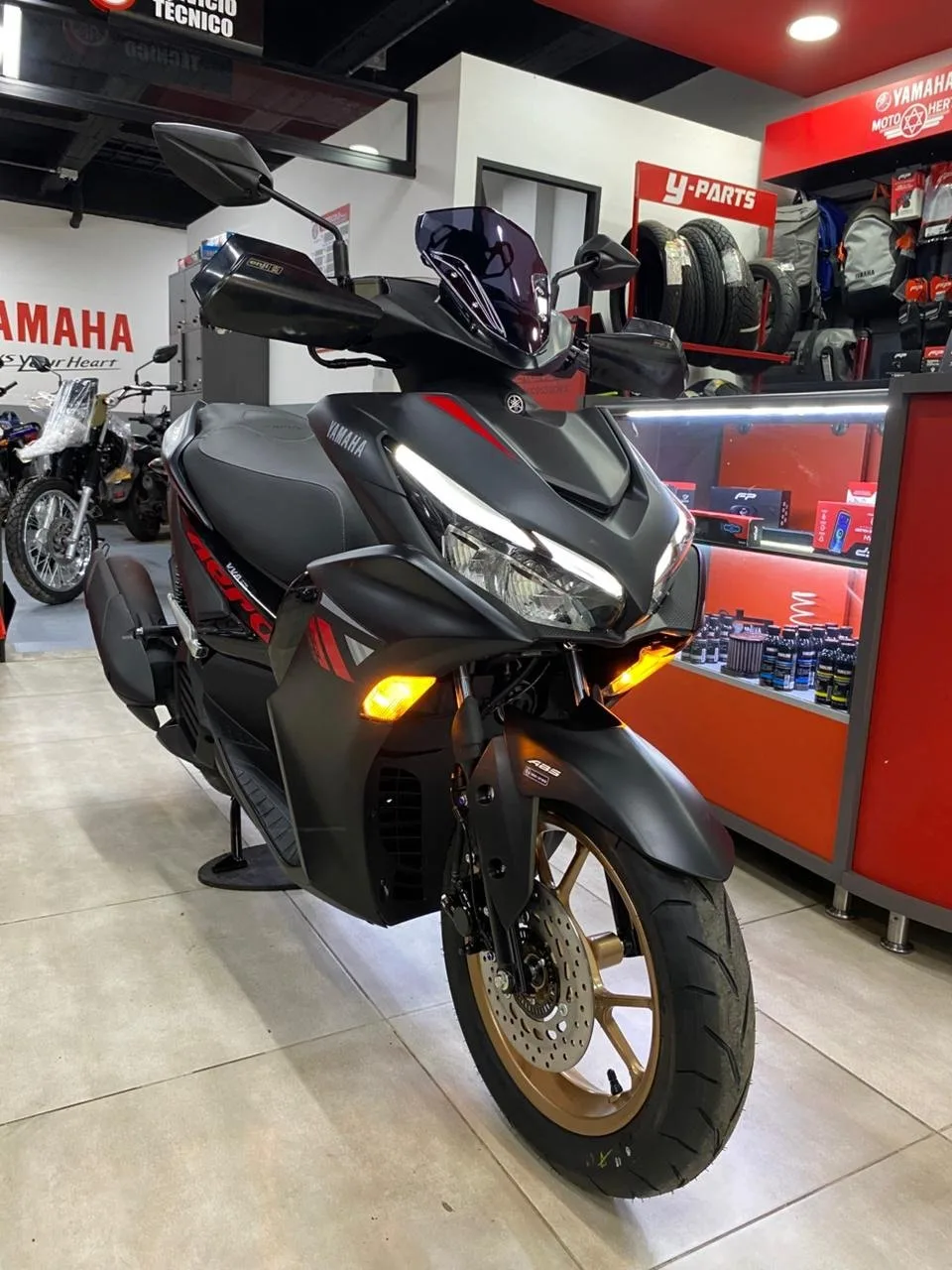 YAMAHA AEROX  155 2027 - Edición Especial — foto 2