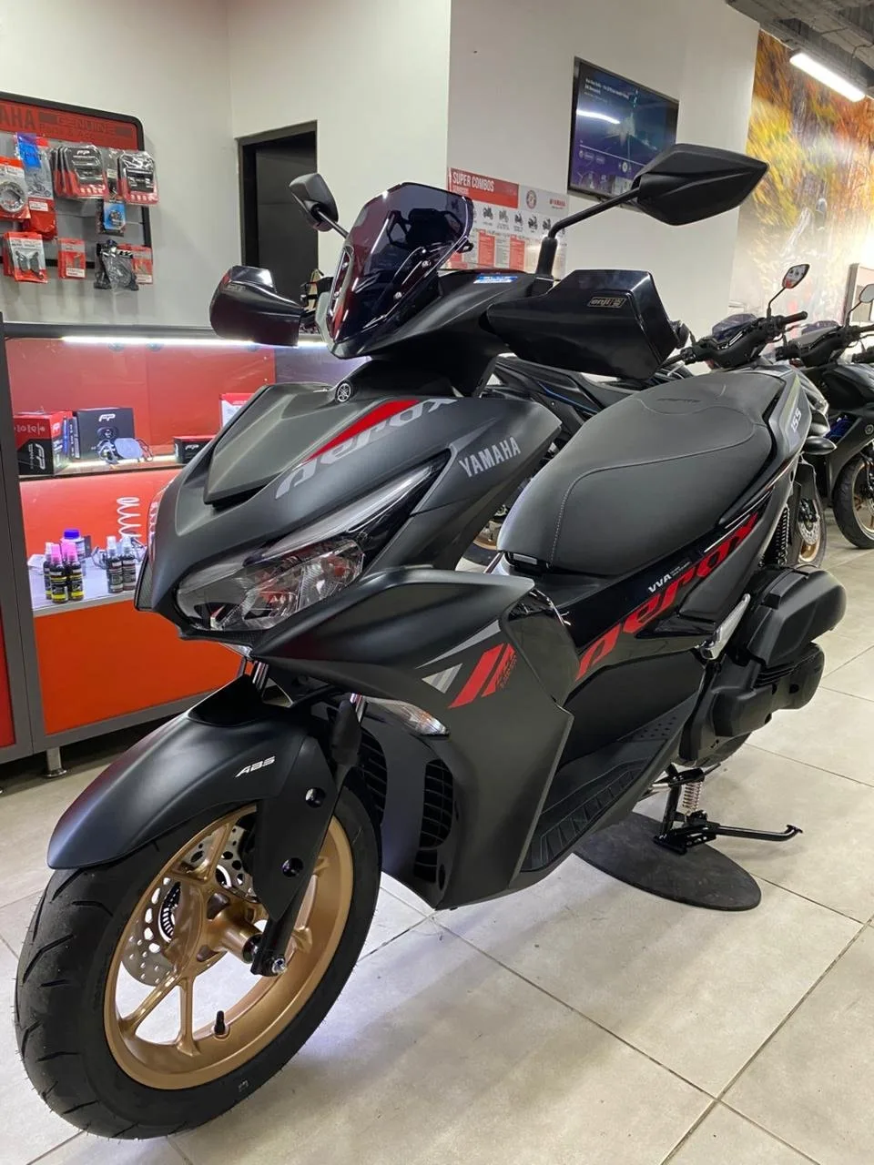 YAMAHA AEROX  155 2027 - Edición Especial — foto 5