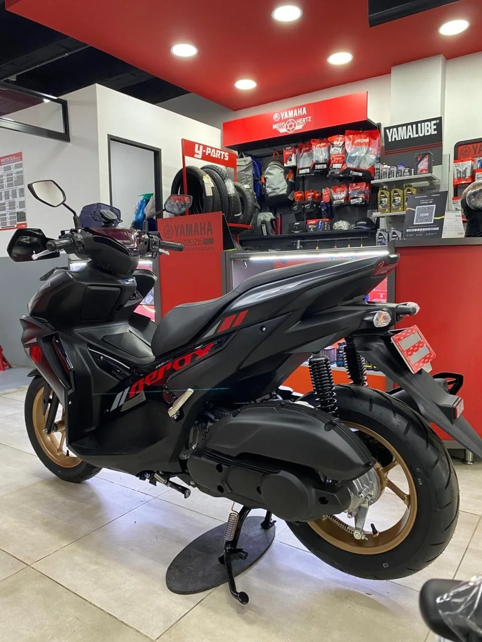 YAMAHA AEROX  155 2027 - Edición Especial — foto 8