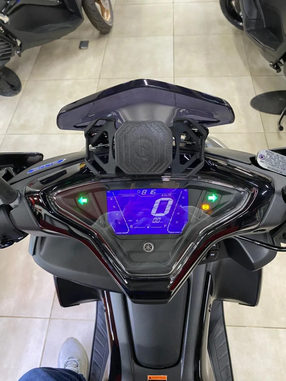 YAMAHA AEROX  155 2027 - Edición Especial — foto 9
