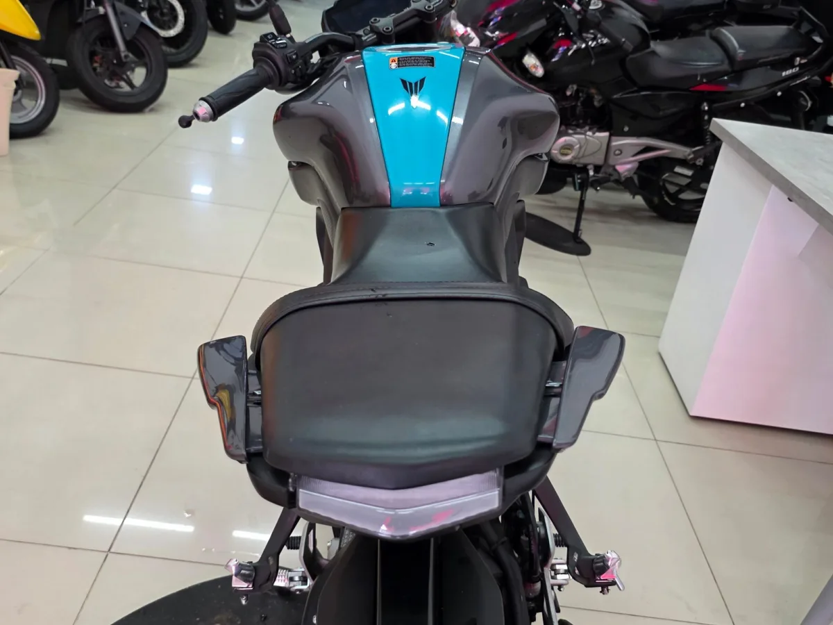 Yamaha MT 15 2026 — foto 4
